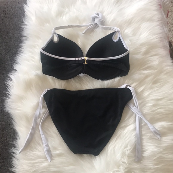 Victoria’s Secret black and white bikini - Picture 2 of 6